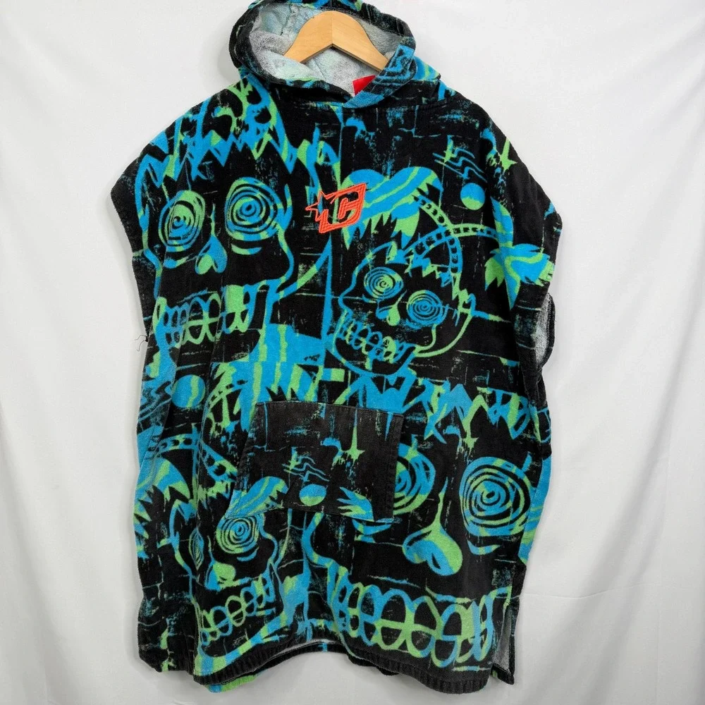 Creatures of Leisure Youth Surf Poncho Hooded Towel Skull Print Blue Green OSFM